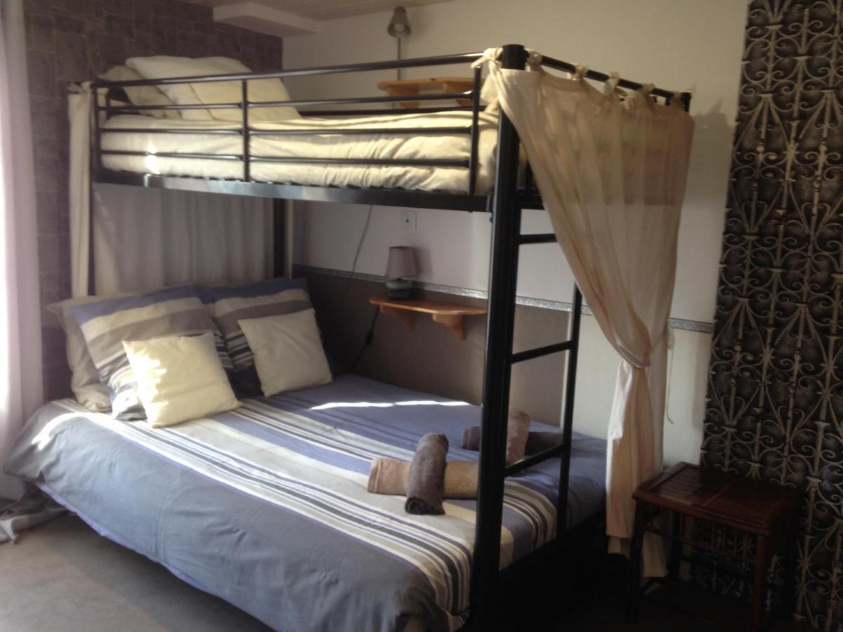 לאבאל Chambre D'Hotes Hola מראה חיצוני תמונה